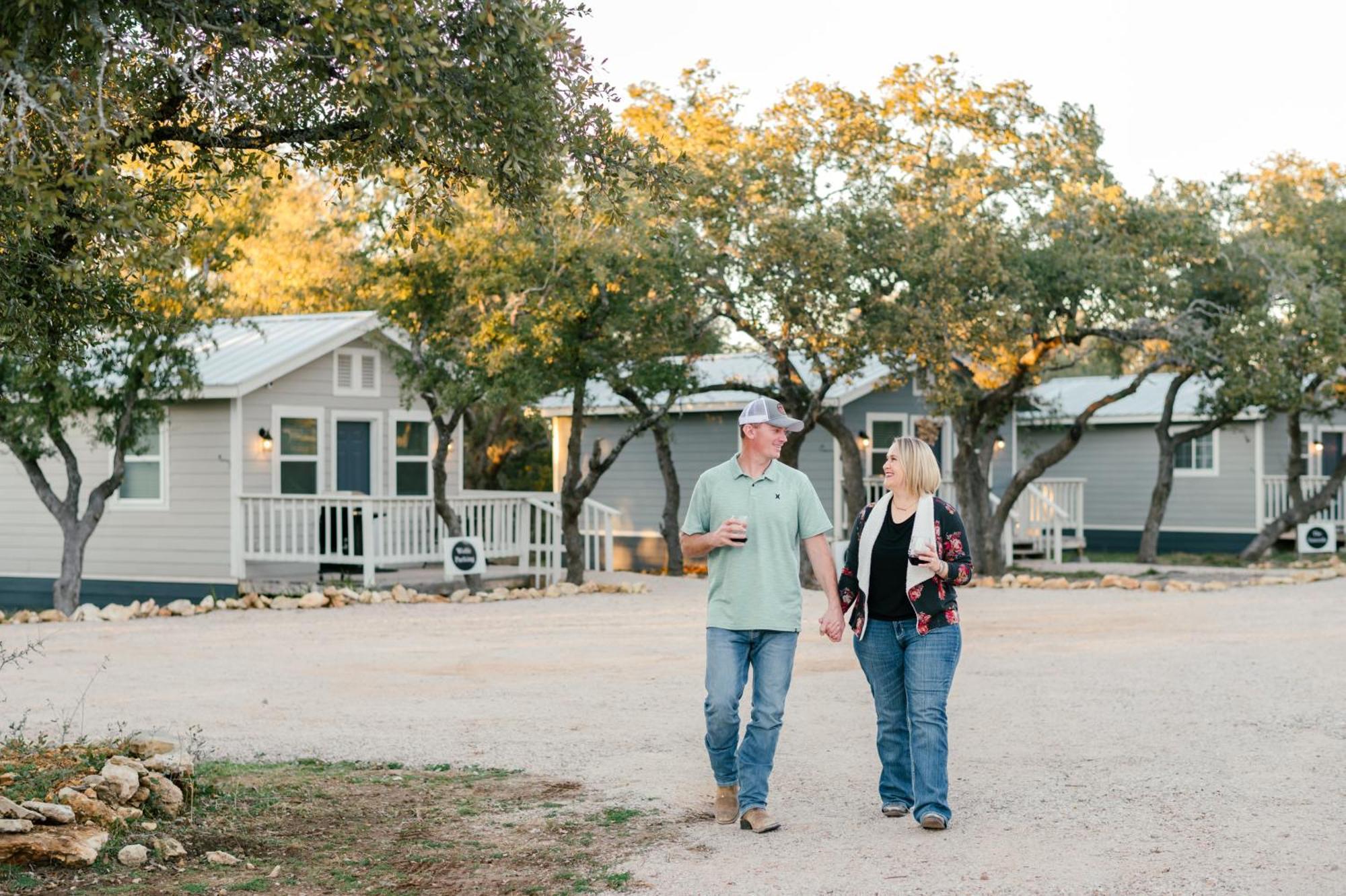 Anderson Cottage At Wrenwood Ranch, King Bed, Walking Distance To The Winery Johnson City Exterior foto